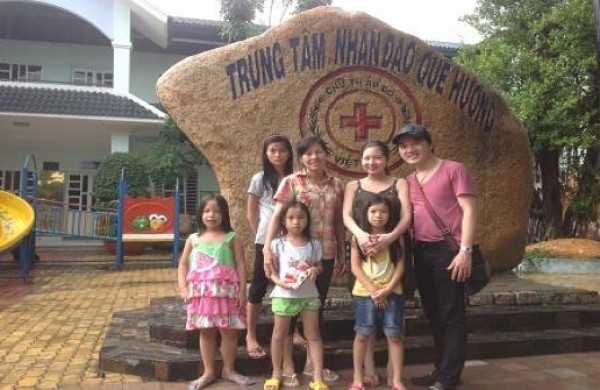 Ca Sĩ Dương Ngọc Thái và gia đình