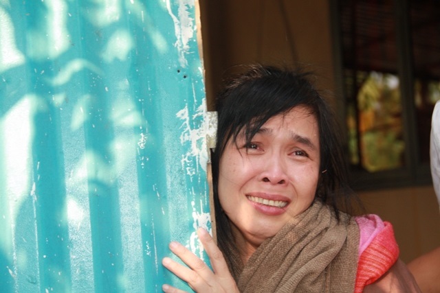 CUỘC ĐỜI THĂNG TRẦM CỦA NGƯỜI PHỤ NỮ BỊ CHÍNH CHA NUÔI CƯỠNG HIẾP