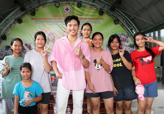 NGỌN LỬA YÊU THƯƠNG : LỜI TRI ÂN VÀ TÔN KÍNH NGÀY QUỐC TẾ THIẾU NHI 01-06